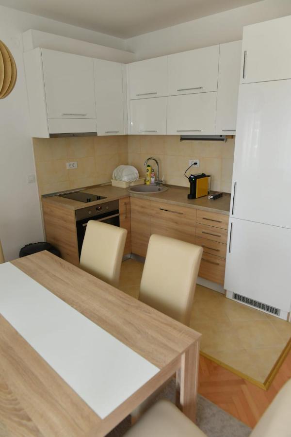 Dobi Apartmani Wing 雅戈丁那 外观 照片