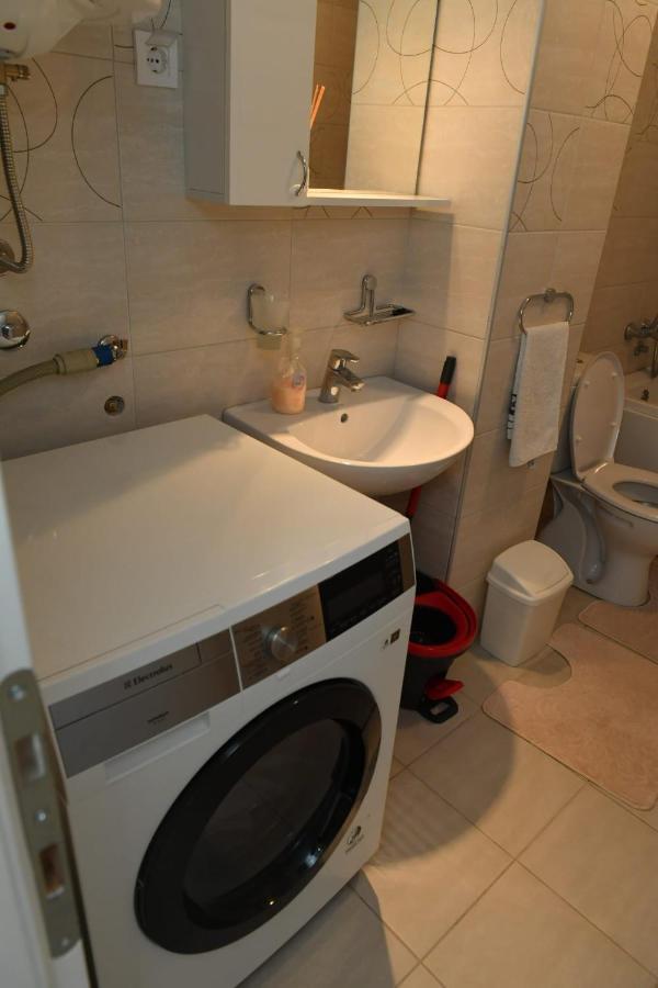 Dobi Apartmani Wing 雅戈丁那 外观 照片