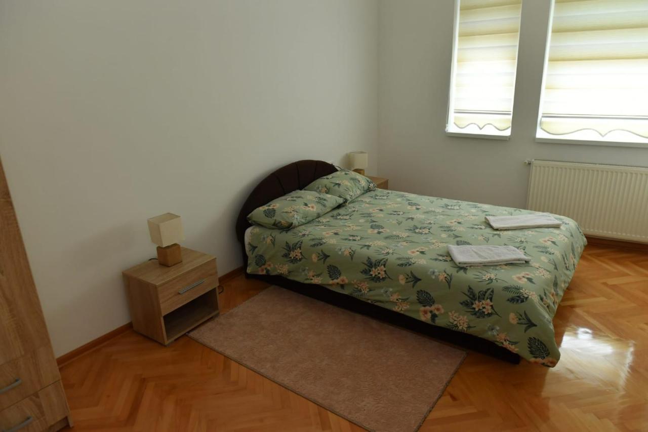 Dobi Apartmani Wing 雅戈丁那 外观 照片